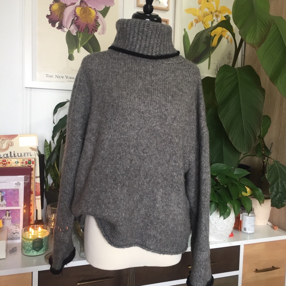 Zara Knit Warm Turtleneck Sweater M